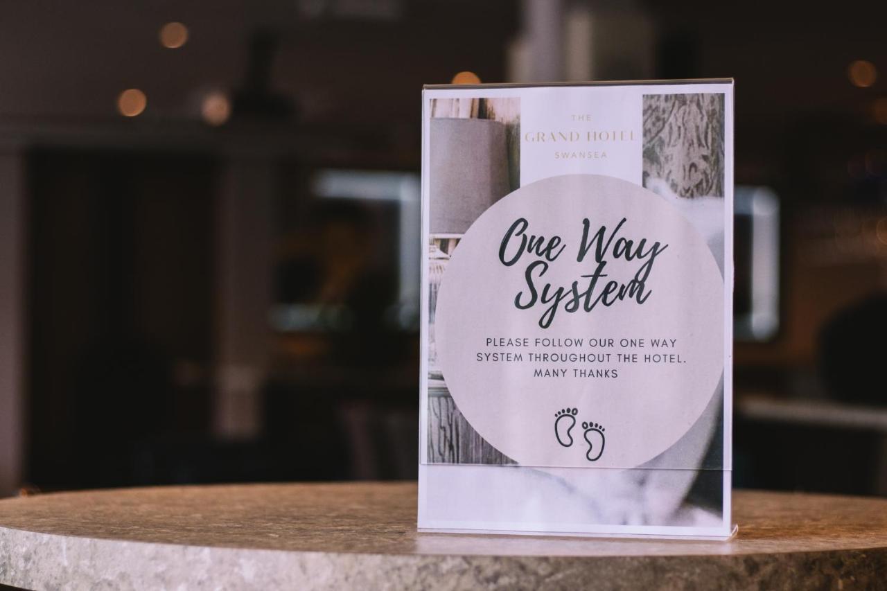The Grand Hotel Σουόνσι Εξωτερικό φωτογραφία
