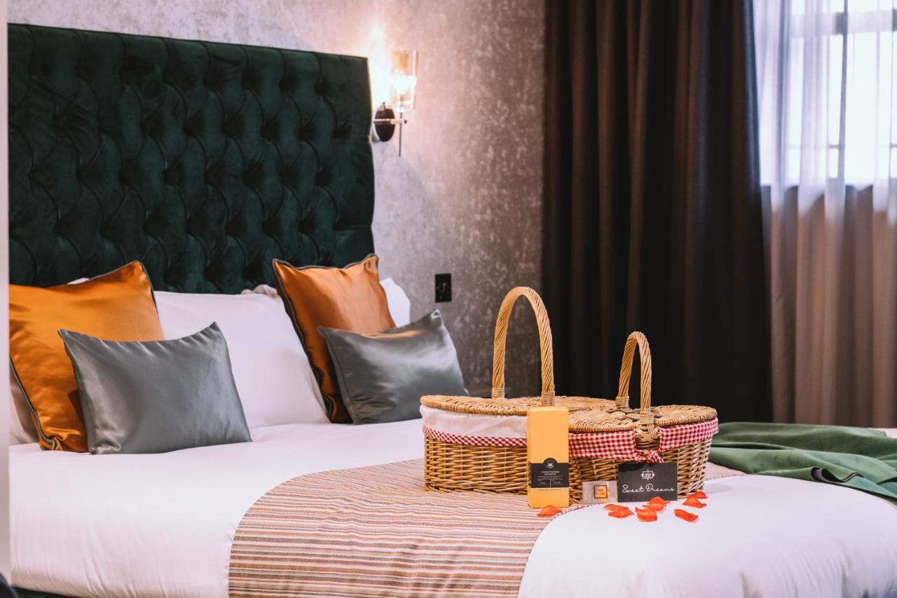 The Grand Hotel Σουόνσι Εξωτερικό φωτογραφία