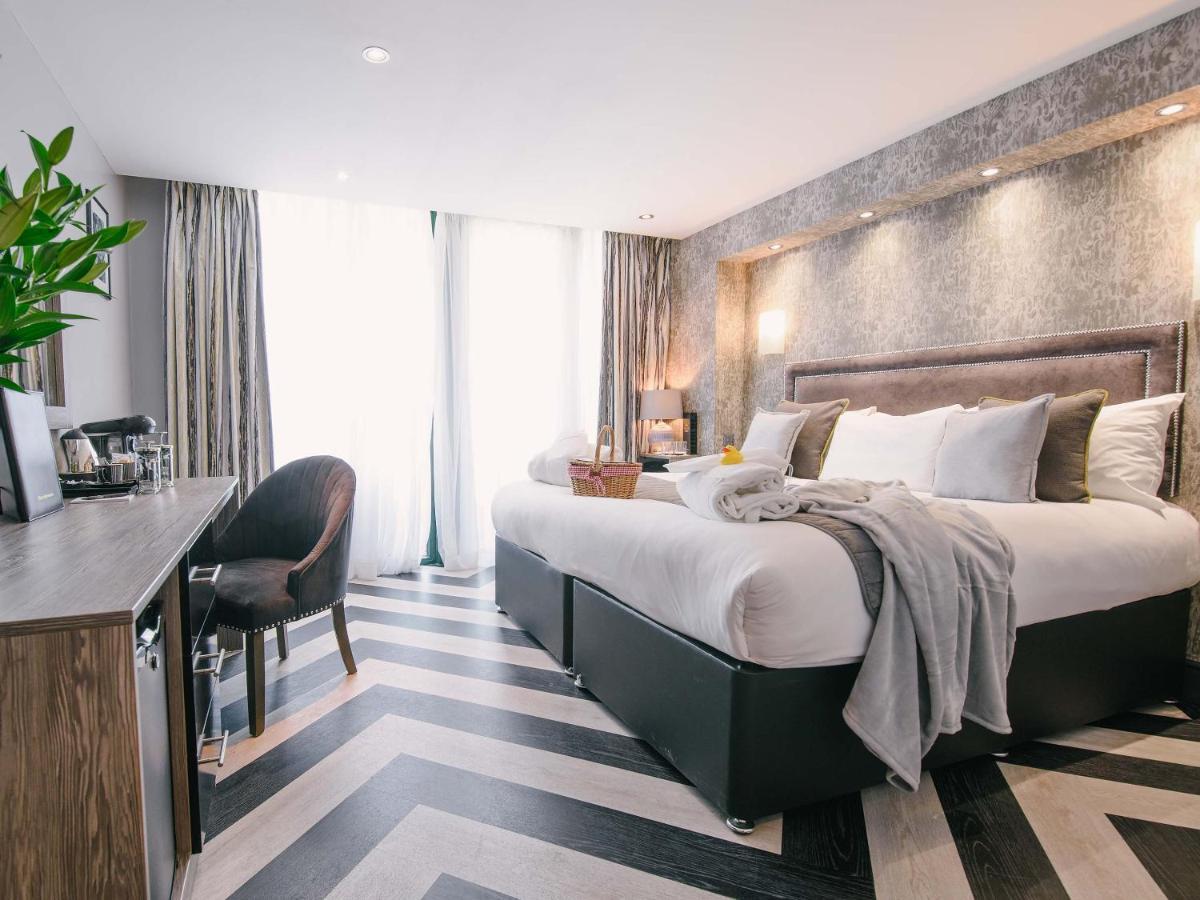 The Grand Hotel Σουόνσι Εξωτερικό φωτογραφία