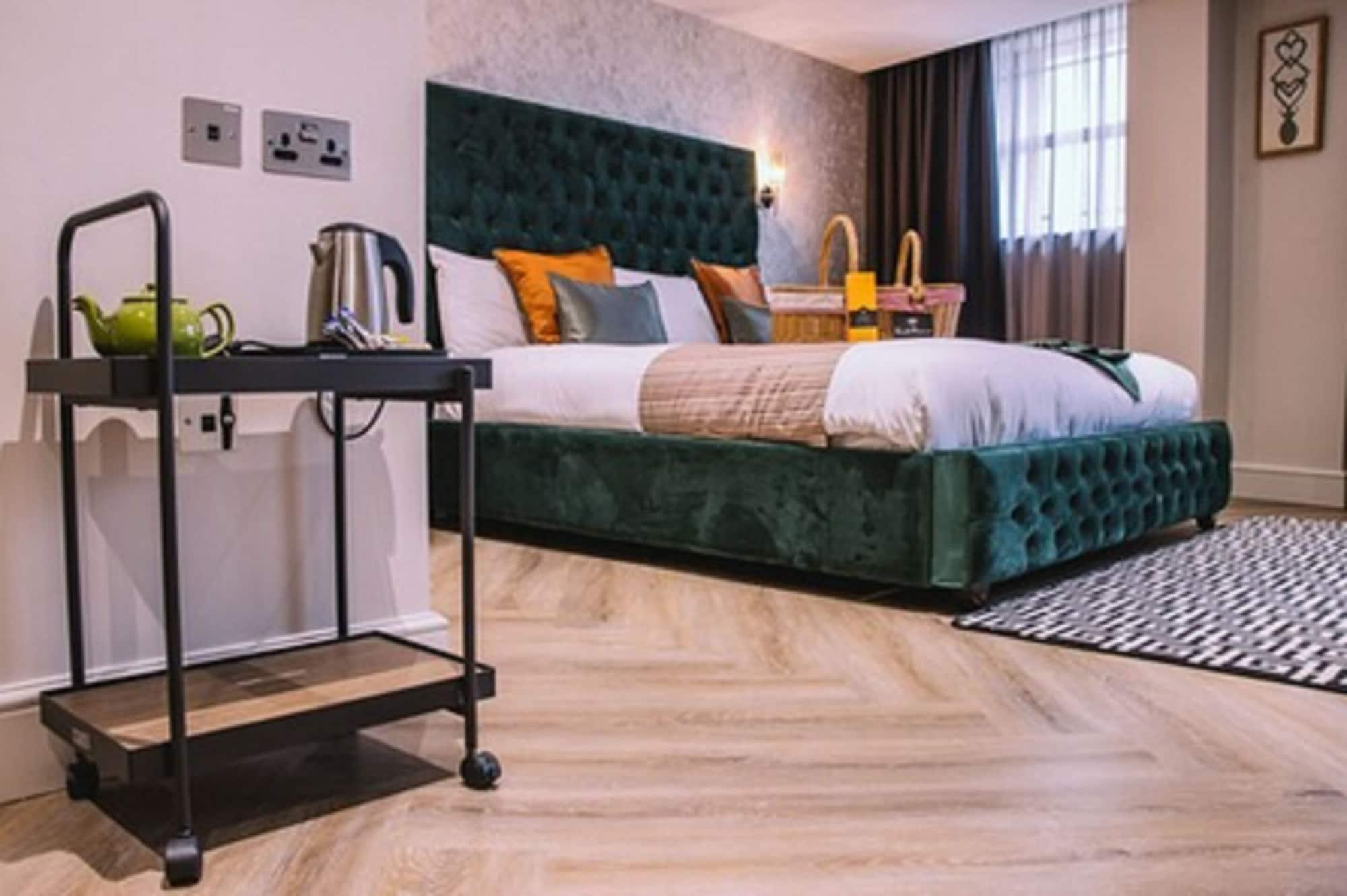 The Grand Hotel Σουόνσι Εξωτερικό φωτογραφία
